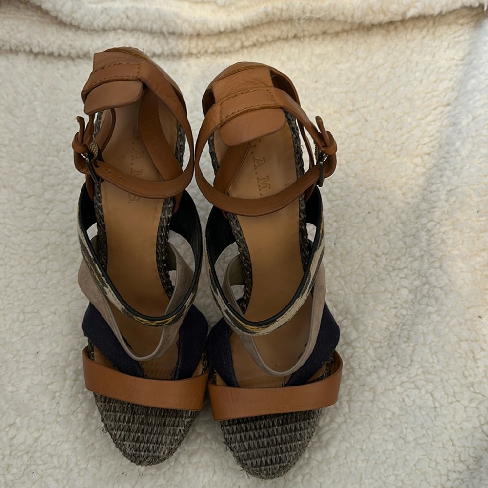 Ultra cute sandals